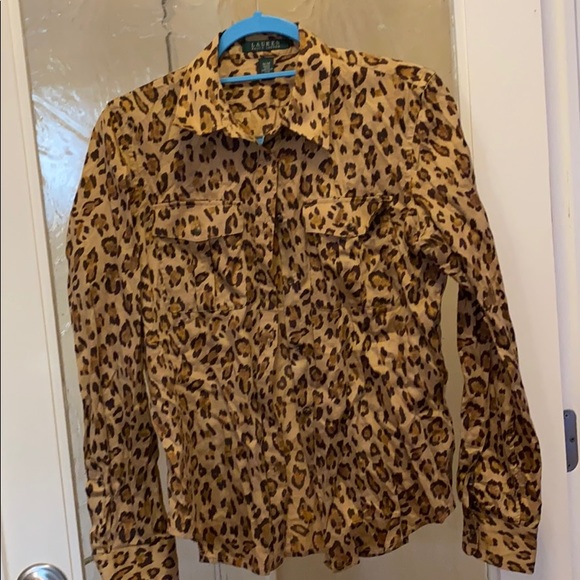 Leopard print button down - Picture 2 of 6